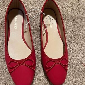 Red womens flat shoes